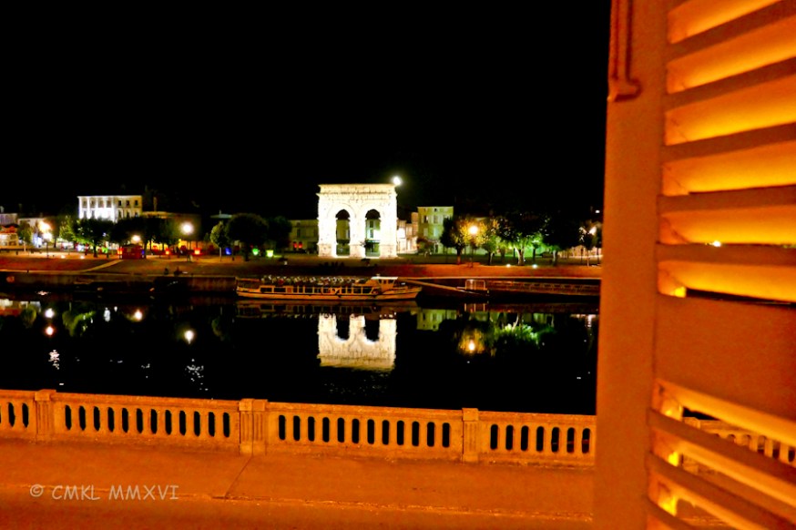 Saintes.River.Moon.01-1070418