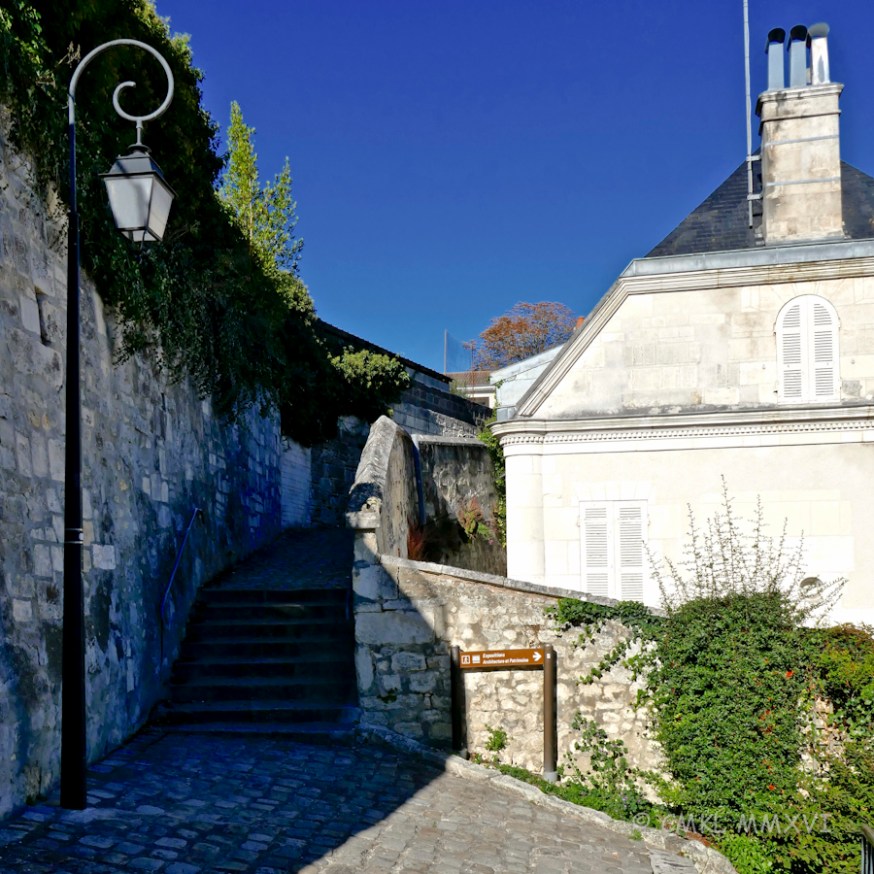 Urban Scenes Saintes